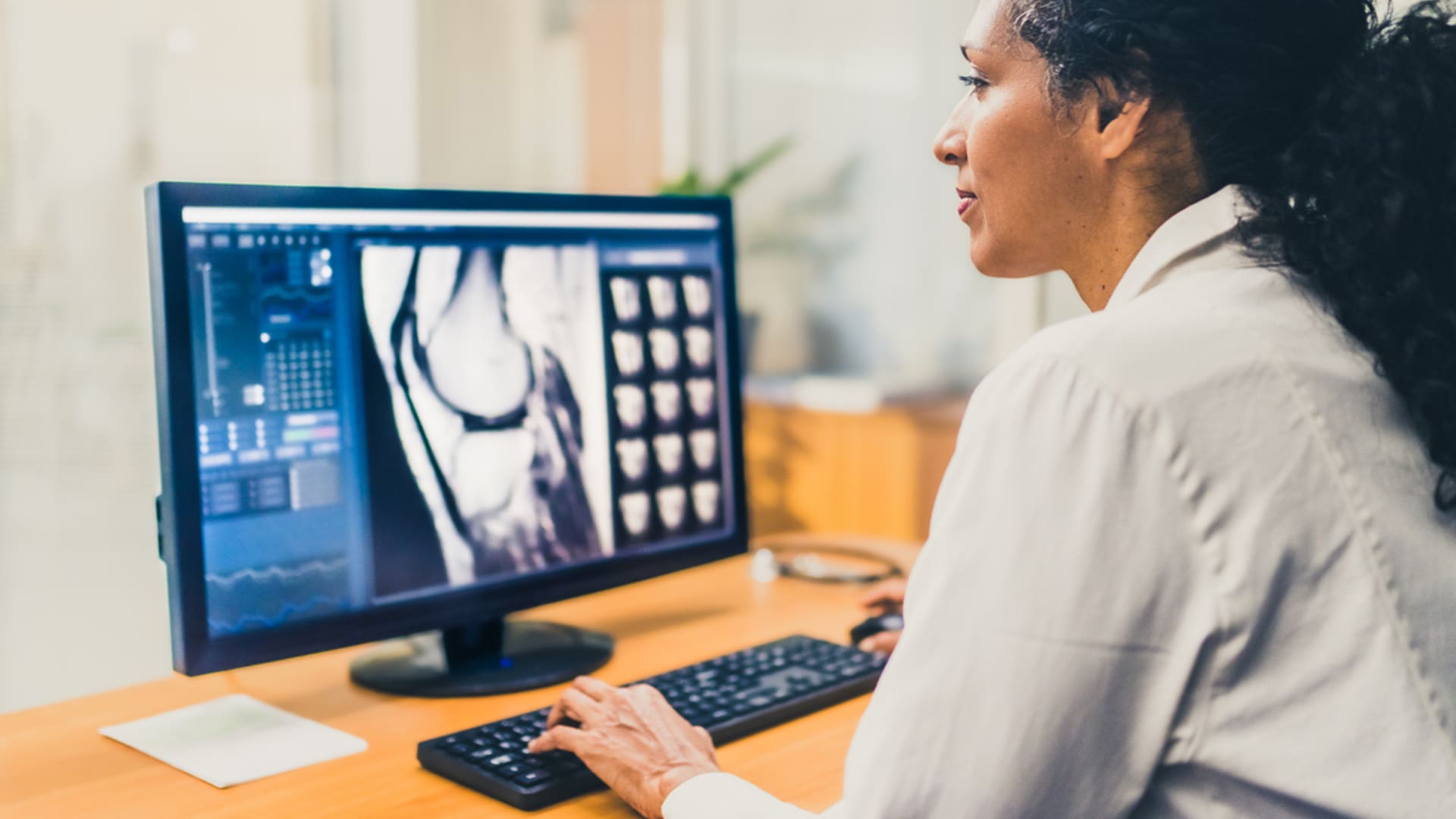 Real-time radiology reporting benefits primary care